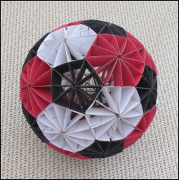 TruncIcosahedronsoccer.JPG